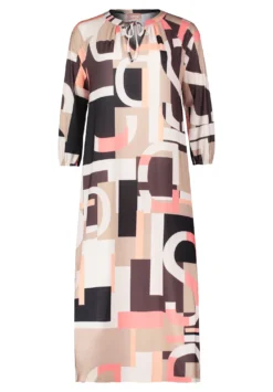 Cartoon Daydream Casual-Kleid 10712032